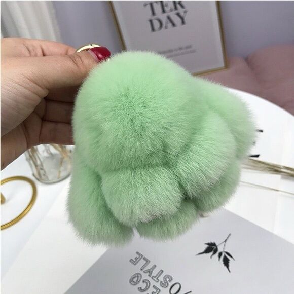 Real Rabbit hair pompom keychain - KC032 Green - Picture 1 of 3